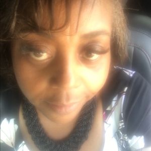 Meet your Posher, Corliss